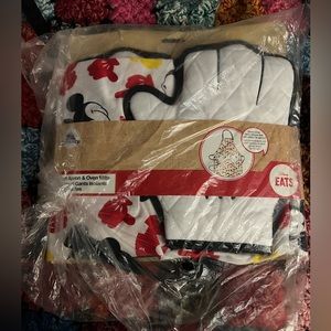 Mickey Apron and Oven Mitts
